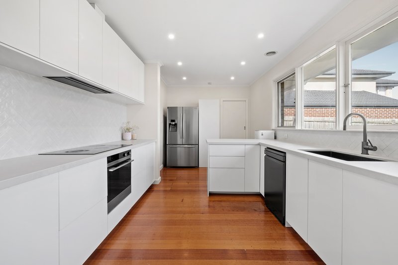 Photo - 40 Carson Street, Mulgrave VIC 3170 - Image 3