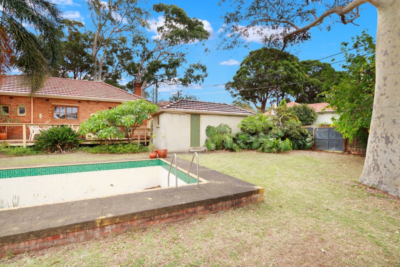 Photo - 40 Carwar Avenue, Carss Park NSW 2221 - Image 7