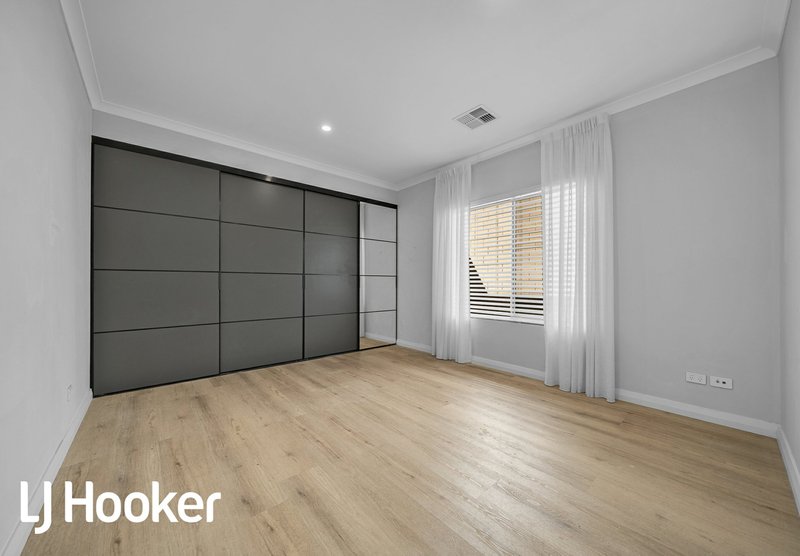 Photo - 40 Casina Way, Jindalee WA 6036 - Image 8