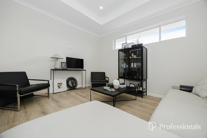 Photo - 40 Casina Way, Jindalee WA 6036 - Image 10