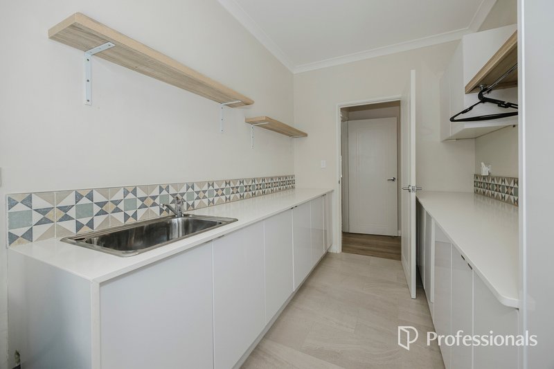 Photo - 40 Casina Way, Jindalee WA 6036 - Image 17