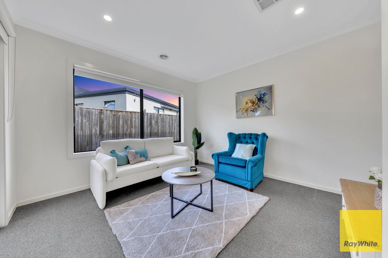 Photo - 40 Cassinia Circuit, Tarneit VIC 3029 - Image 12