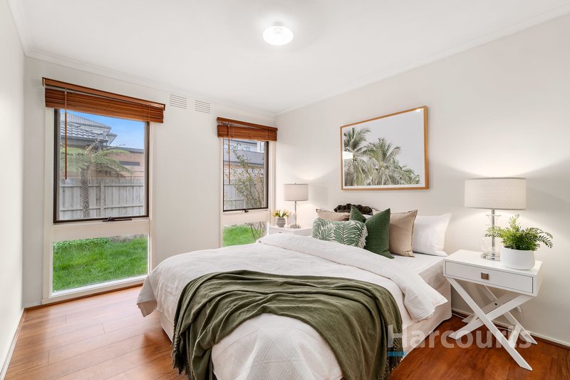 Photo - 40 Cavendish Avenue, Wantirna VIC 3152 - Image 8