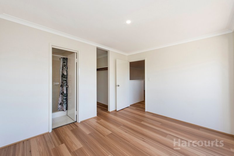 Photo - 40 Chalmers Avenue, Waikiki WA 6169 - Image 4