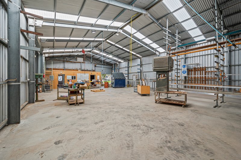 Photo - 40 Chapman Road, Hackham SA 5163 - Image 4