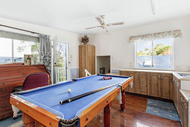 Photo - 40 Cobbity Crescent, Arana Hills QLD 4054 - Image 14