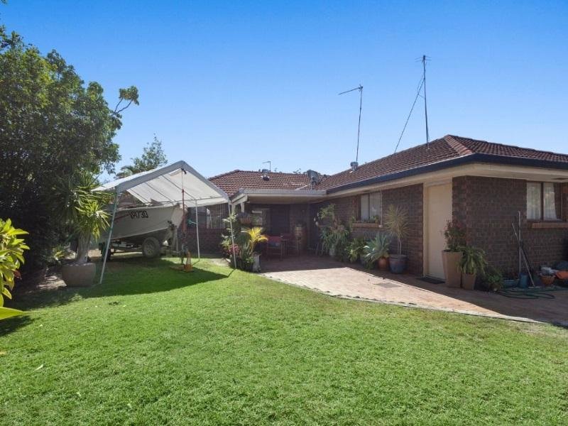 Photo - 40 Columbus Drive, Hollywell QLD 4216 - Image 2