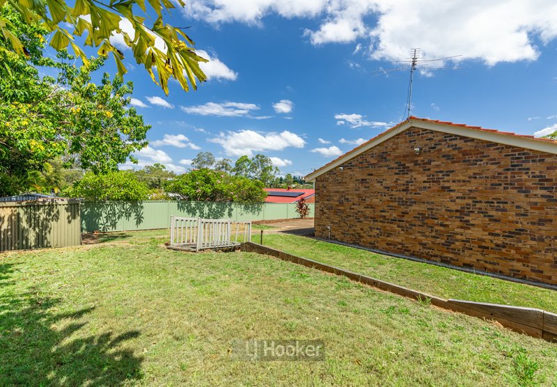 Photo - 40 Conifer Street, Hillcrest QLD 4118 - Image 15