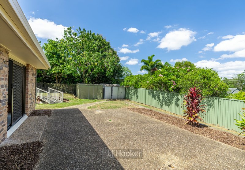 Photo - 40 Conifer Street, Hillcrest QLD 4118 - Image 17