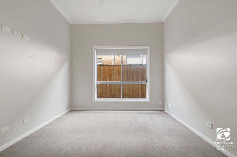 Photo - 40 Corven Avenue, Elderslie NSW 2570 - Image 5