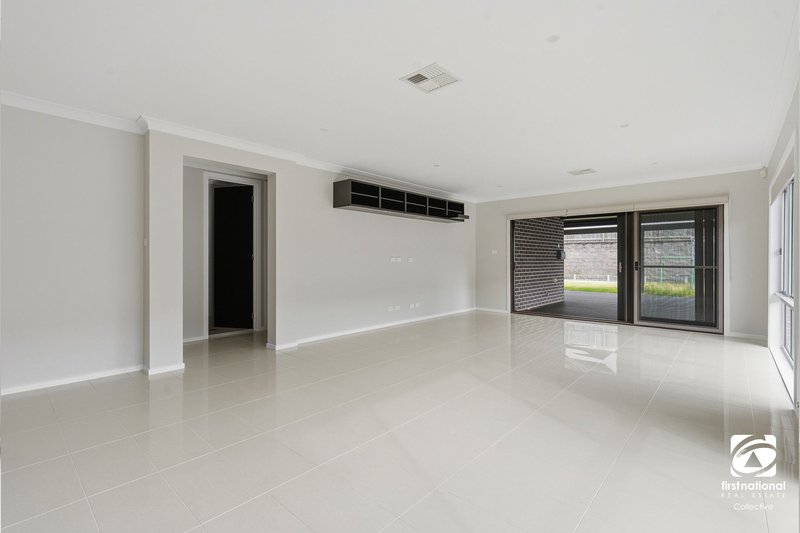 Photo - 40 Corven Avenue, Elderslie NSW 2570 - Image 11