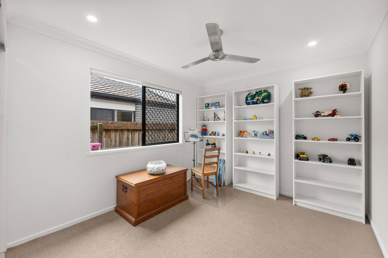 Photo - 40 Coutts Drive, Burpengary QLD 4505 - Image 6