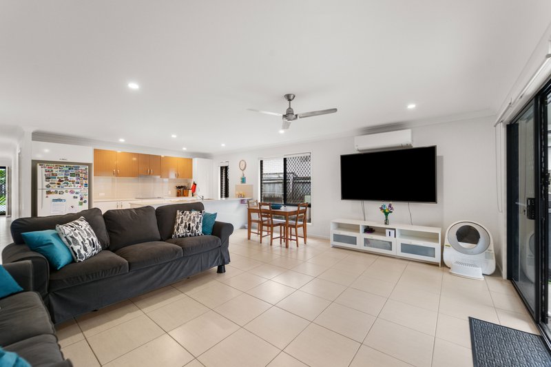 Photo - 40 Coutts Drive, Burpengary QLD 4505 - Image 10