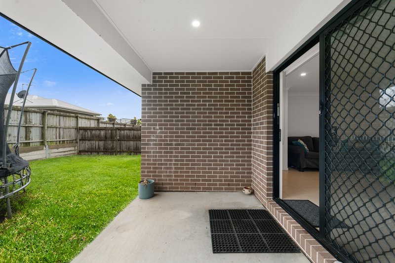 Photo - 40 Coutts Drive, Burpengary QLD 4505 - Image 13