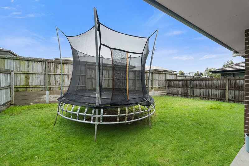 Photo - 40 Coutts Drive, Burpengary QLD 4505 - Image 14