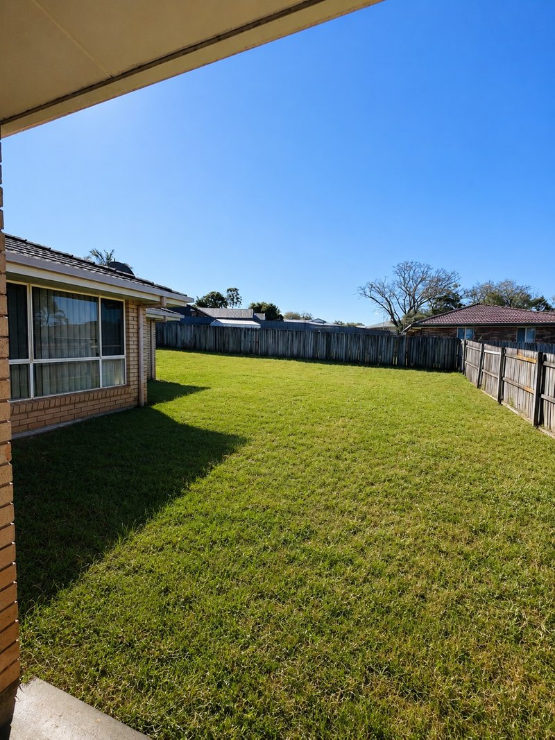 Photo - 40 Crestridge Crescent, Morayfield QLD 4506 - Image 2