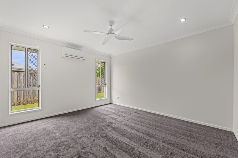 Photo - 40 Cypress Circuit, Coomera QLD 4209 - Image 6