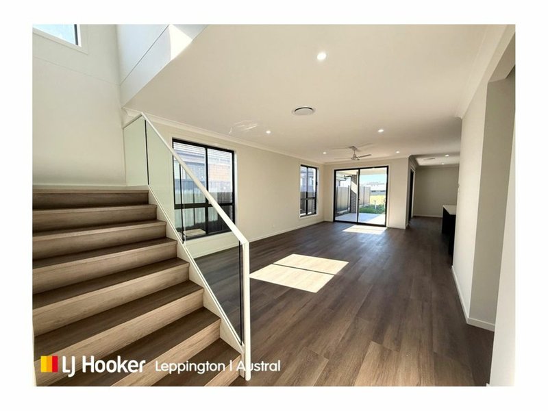 Photo - 40 Dagostino Street, Austral NSW 2179 - Image 2