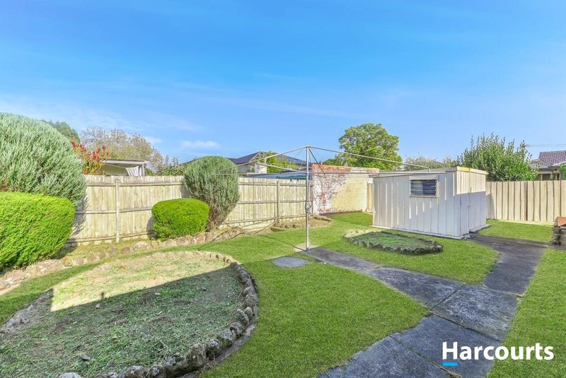 Photo - 40 Darnley Grove, Wheelers Hill VIC 3150 - Image 9