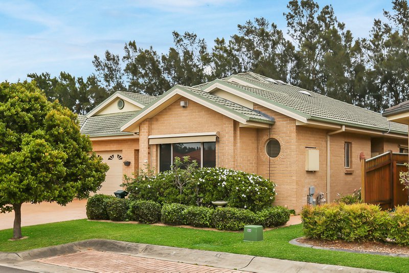 40 Delmont Place, Kanahooka NSW 2530