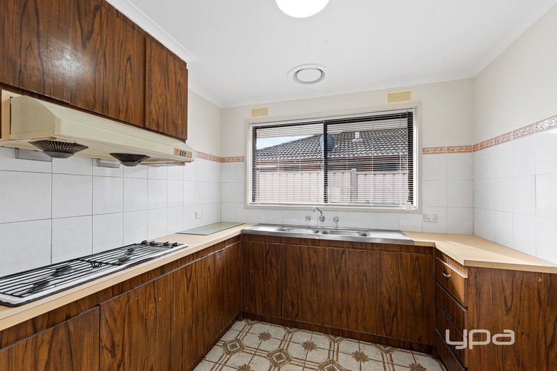 Photo - 40 Denton Avenue, St Albans VIC 3021 - Image 6