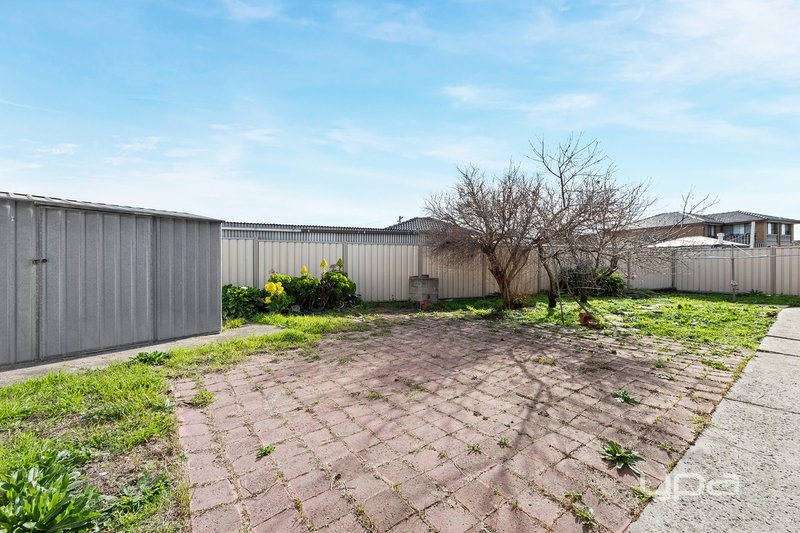 Photo - 40 Denton Avenue, St Albans VIC 3021 - Image 14