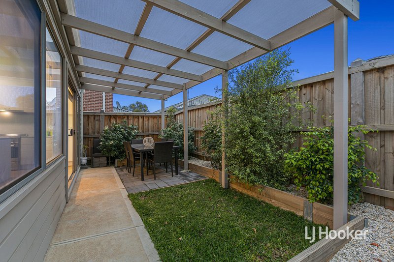 Photo - 40 Devoe Road, Point Cook VIC 3030 - Image 15