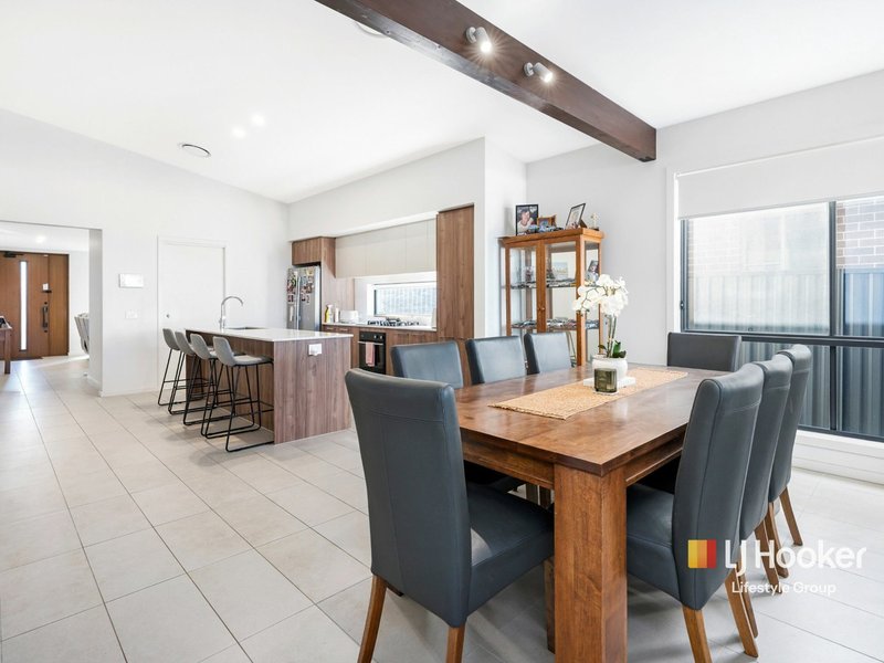 Photo - 40 Drover Street, Oran Park NSW 2570 - Image 4