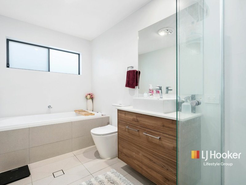 Photo - 40 Drover Street, Oran Park NSW 2570 - Image 10