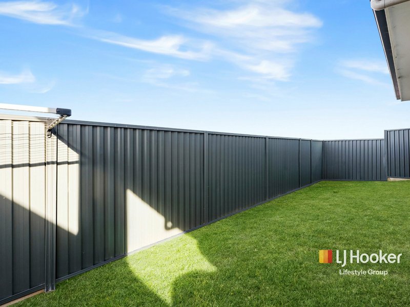 Photo - 40 Drover Street, Oran Park NSW 2570 - Image 12