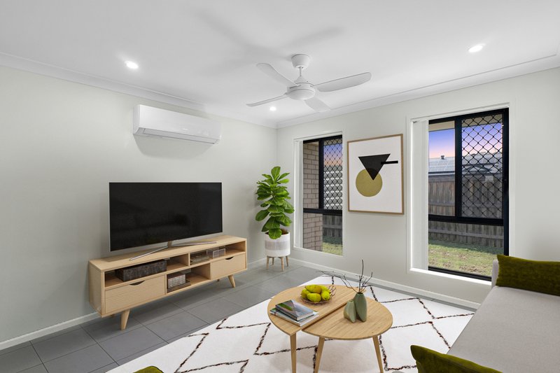 Photo - 40 Dryander Street, Yarrabilba QLD 4207 - Image 2