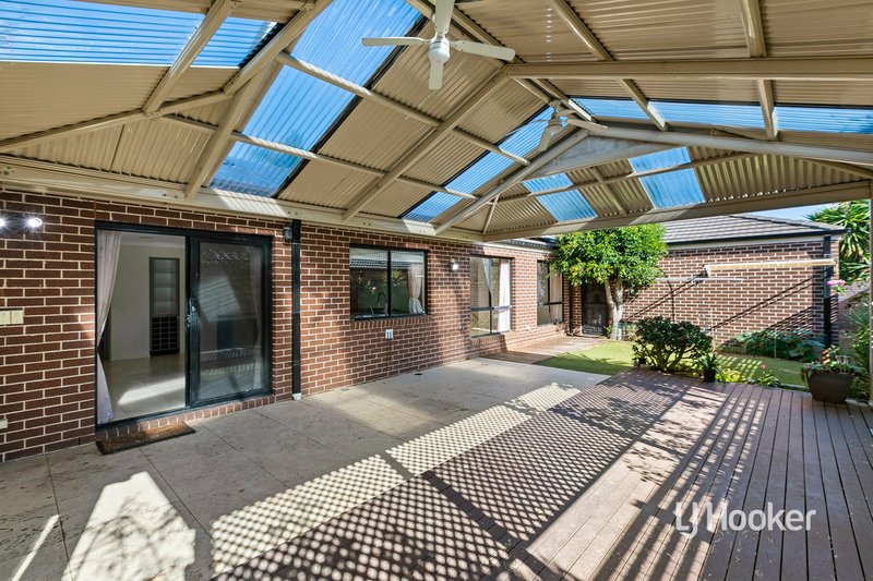 Photo - 40 Drysdale Crescent, Point Cook VIC 3030 - Image 16