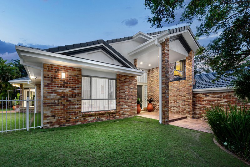 Photo - 40 Eclipse Street, Bridgeman Downs QLD 4035 - Image 2