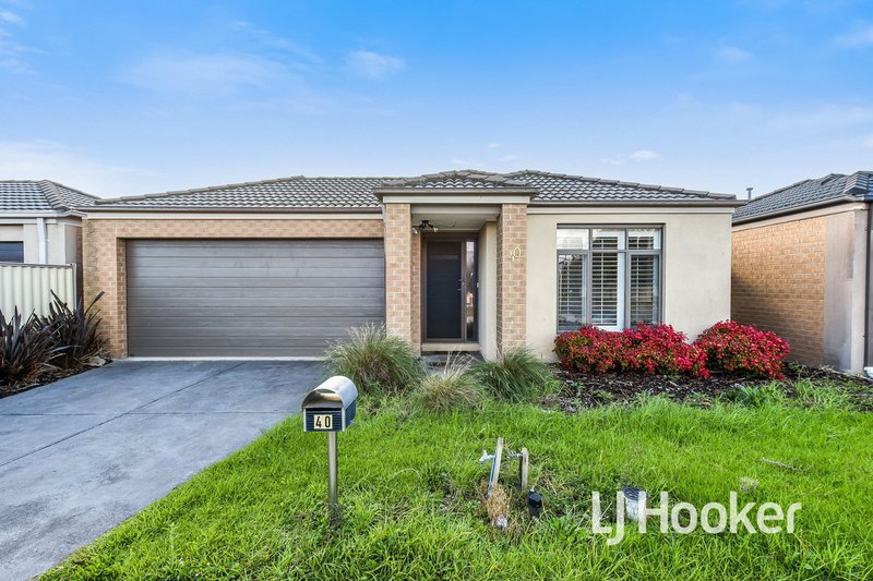 Photo - 40 Edenbrook Circuit, Pakenham VIC 3810 - Image 1