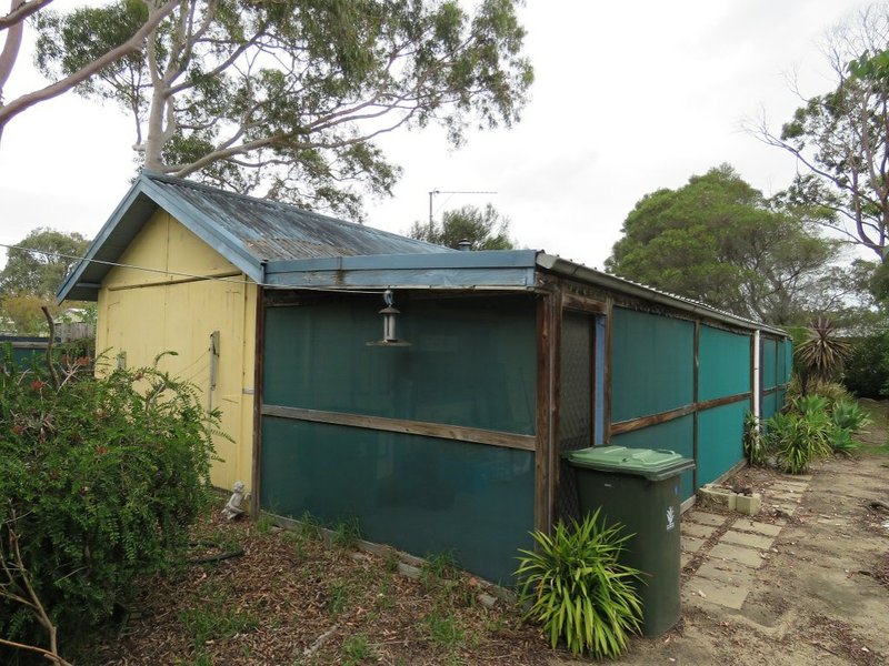 Photo - 40 Eighth Avenue, Raymond Island VIC 3880 - Image 16