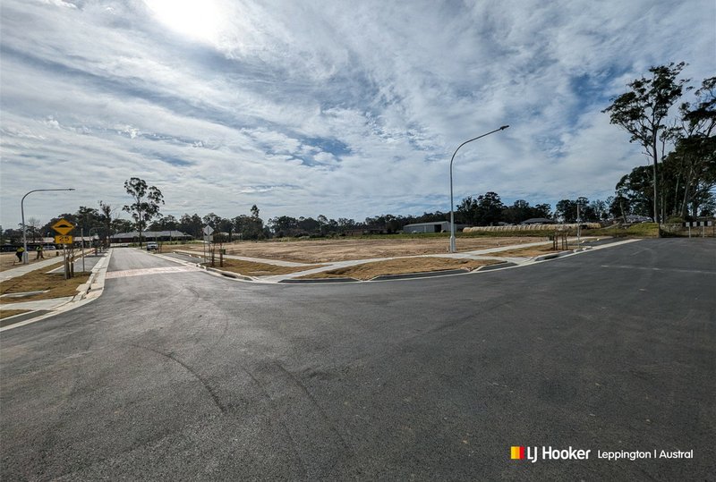 Photo - 40 Eleventh Avenue, Austral NSW 2179 - Image 4