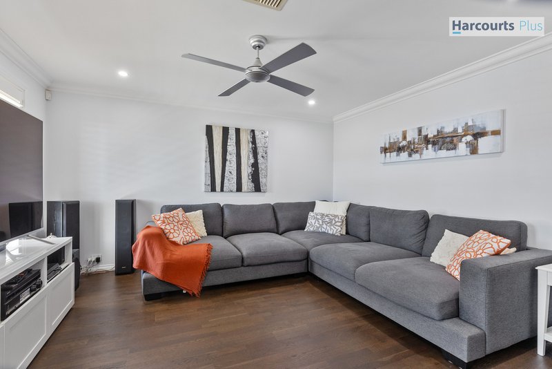 Photo - 40 Elizabeth Crescent, Hallett Cove SA 5158 - Image 5