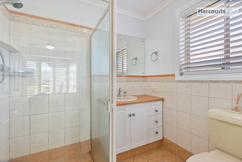 Photo - 40 Elizabeth Crescent, Hallett Cove SA 5158 - Image 15