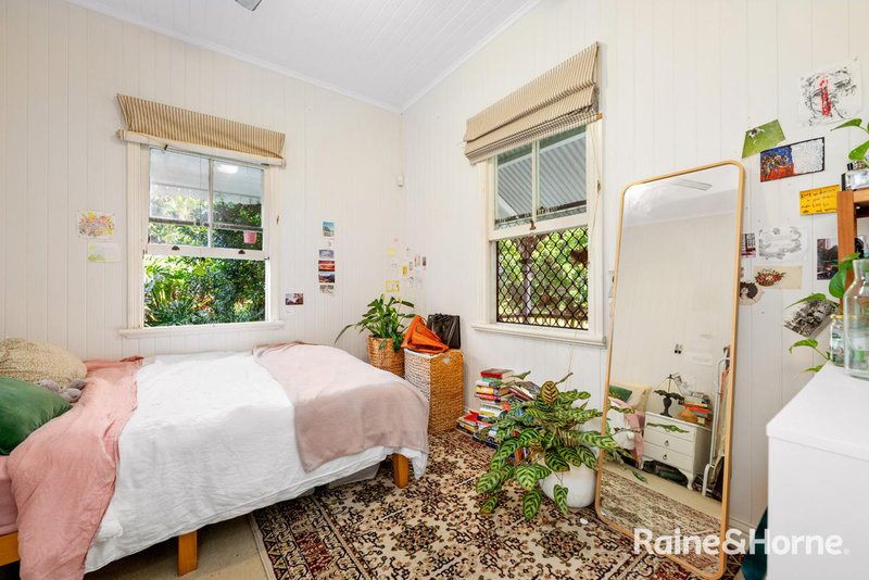 Photo - 40 Ellerslie Crescent, Taringa QLD 4068 - Image 12