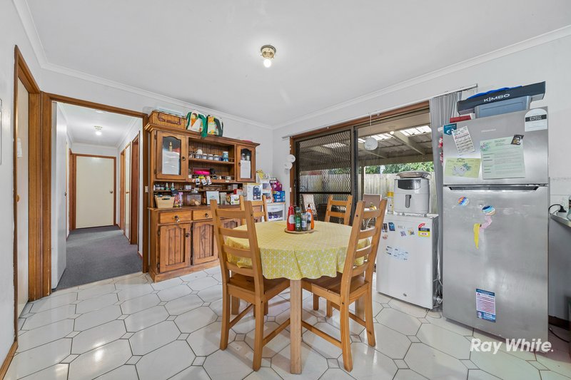 Photo - 40 Emerald Drive, Regents Park QLD 4118 - Image 7