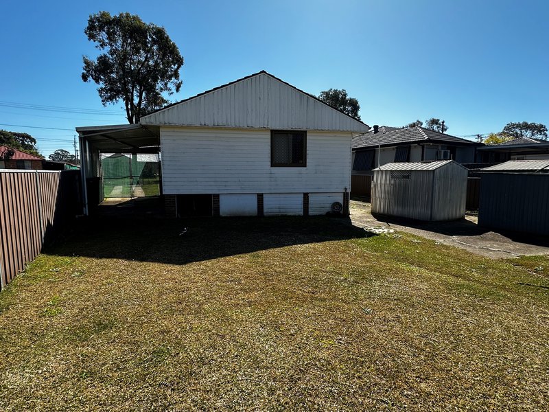 Photo - 40 Eureka Cres , Sadleir NSW 2168 - Image 10