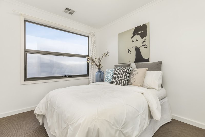 Photo - 40 Excelsior Circuit, Mulgrave VIC 3170 - Image 8