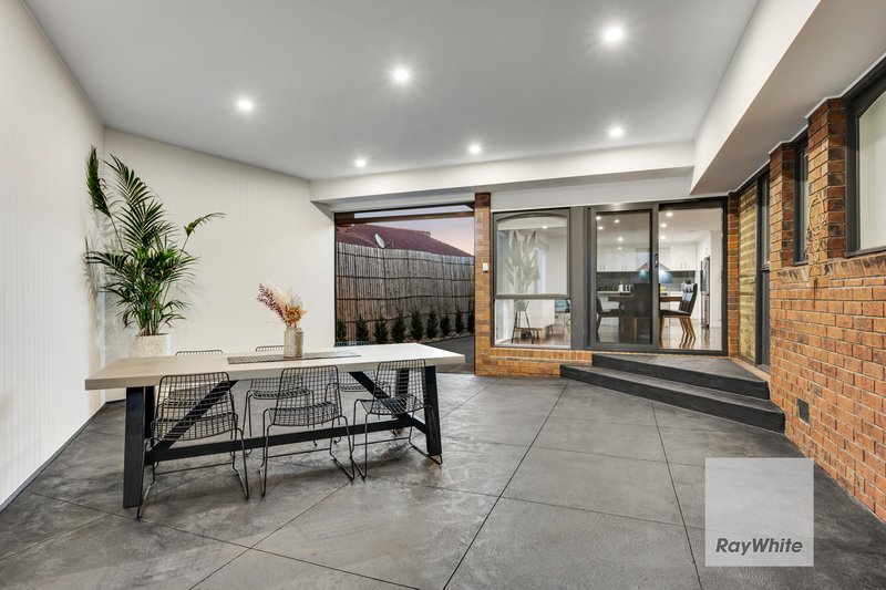 Photo - 40 Finton Grove, Gladstone Park VIC 3043 - Image 23