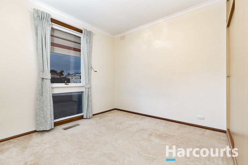 Photo - 40 First Avenue, Dandenong North VIC 3175 - Image 10