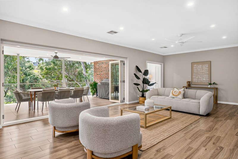 Photo - 40 Fisher Crescent, Craigburn Farm SA 5051 - Image 5