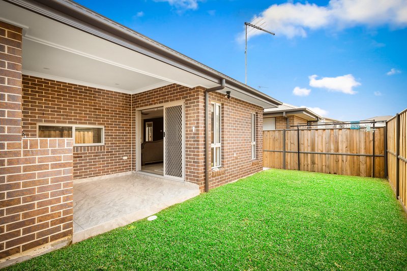 Photo - 40 Galah Street, Marsden Park NSW 2765 - Image 11