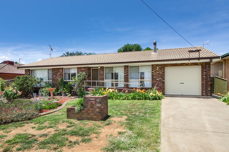 Photo - 40 Glengarvin Drive, Tamworth NSW 2340 - Image 8