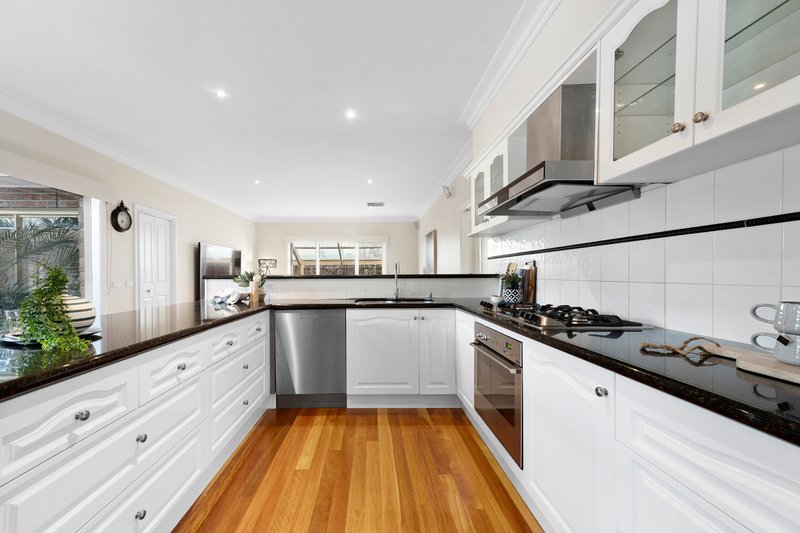 Photo - 40 Grange Drive, Lysterfield VIC 3156 - Image 10