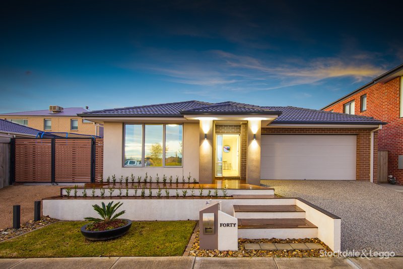 Photo - 40 Greenvale Gardens Boulevard, Greenvale VIC 3059 - Image 2