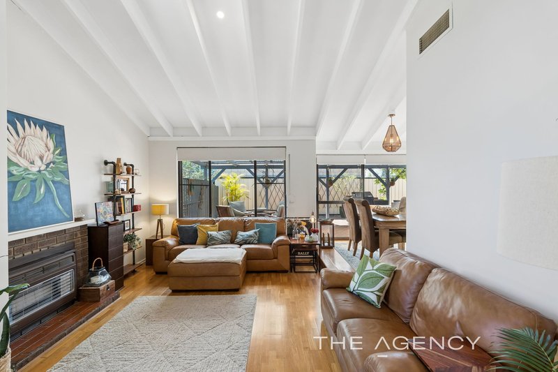 Photo - 40 Gregory Avenue, Padbury WA 6025 - Image 4